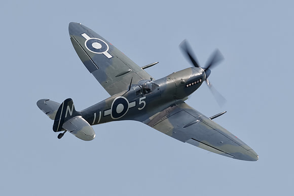 Supermarine Seafire LF III PP972 (Air Leasing)
