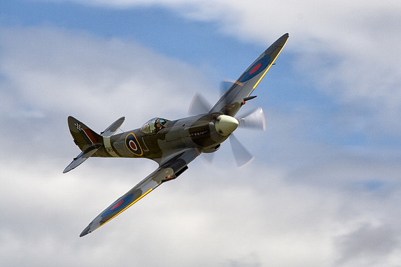 Supermarine Spitfire XVIII SM845