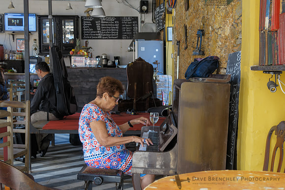 Cafe in Santa Teresa